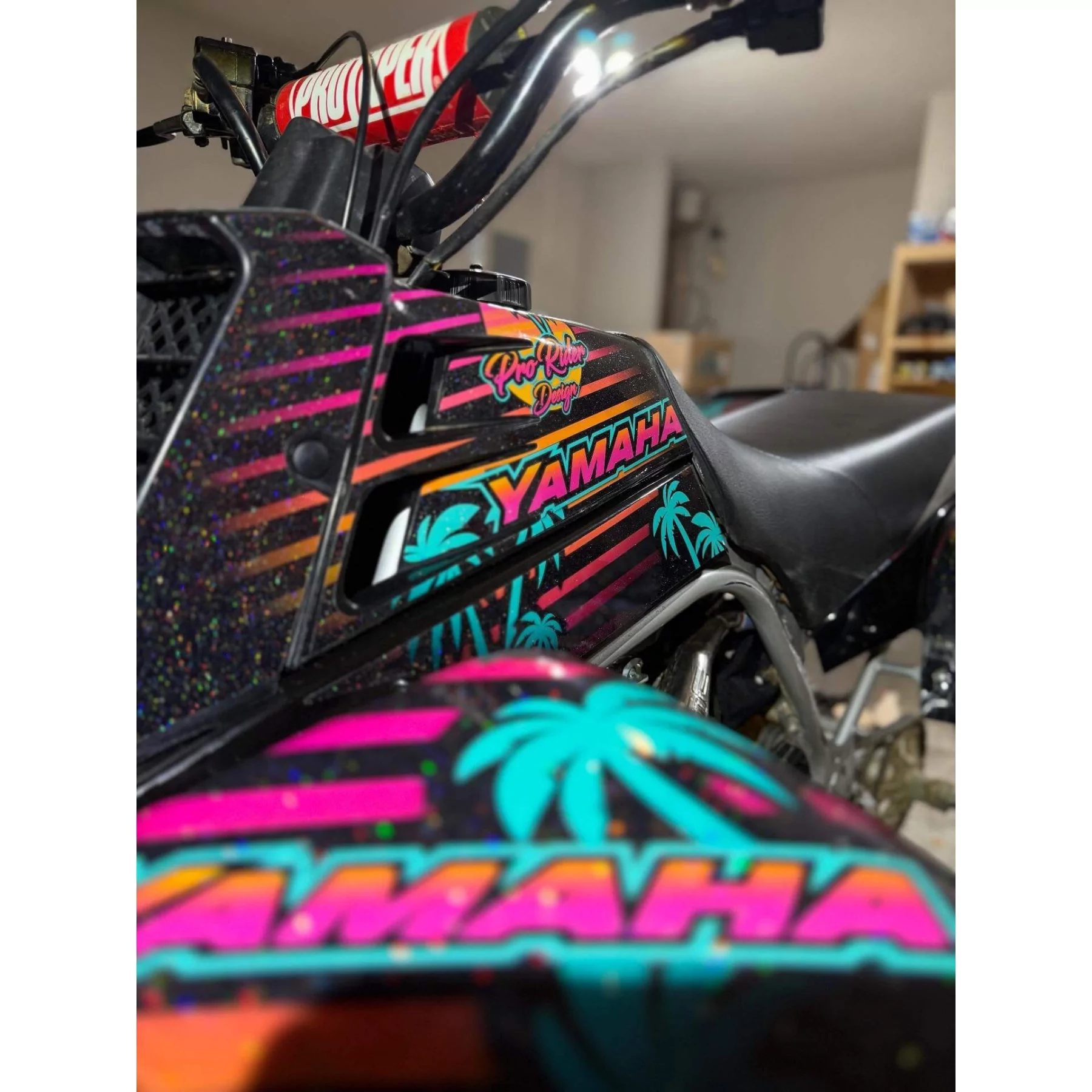 Kit adesivos moto KIT ADESIVOS 100 % PERSONALIZADO QUAD: Personalize a Sua Máquina a Preço Imbatível