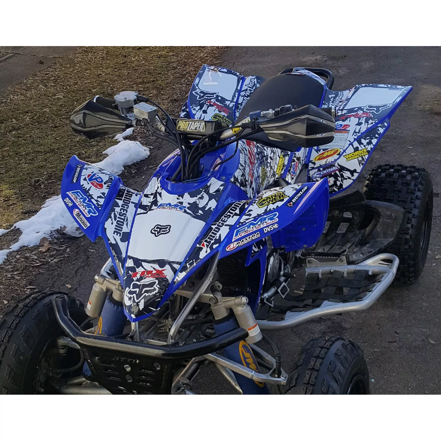Kit adesivos moto KIT ADESIVOS 100 % PERSONALIZADO QUAD: Personalize a Sua Máquina a Preço Imbatível